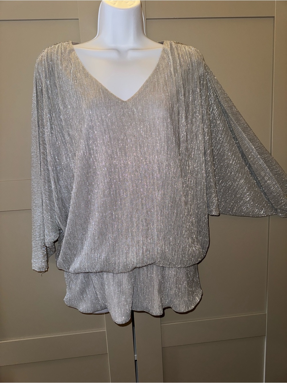 MSK Silver Shimmer V-Neck Blouson Camisole